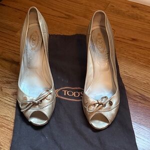 Tod's Gold Peep-Toe Heels
